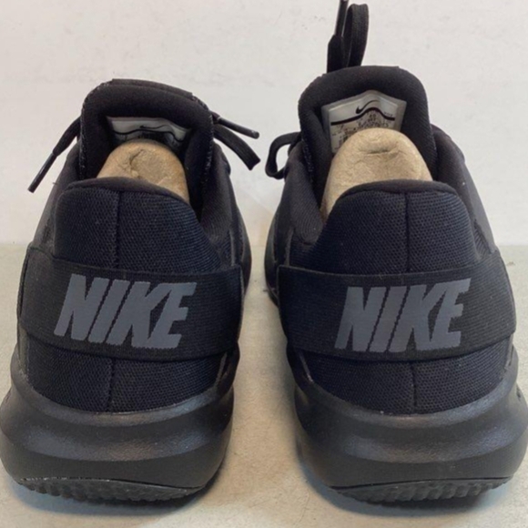 Nike Flex Control TR3 'Triple Black’ Sneakers M 7 W 8.5 NWOT MSRP $85 - Picture 2 of 10